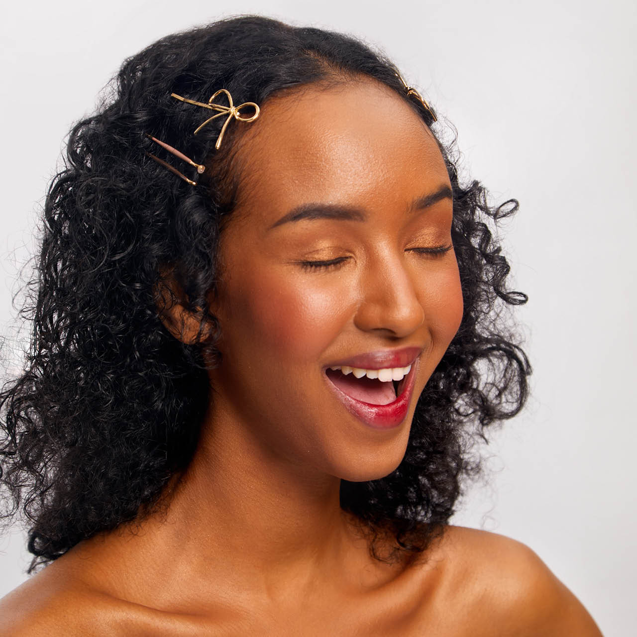 Kitsch Metal Enamel Cloud Bow Set