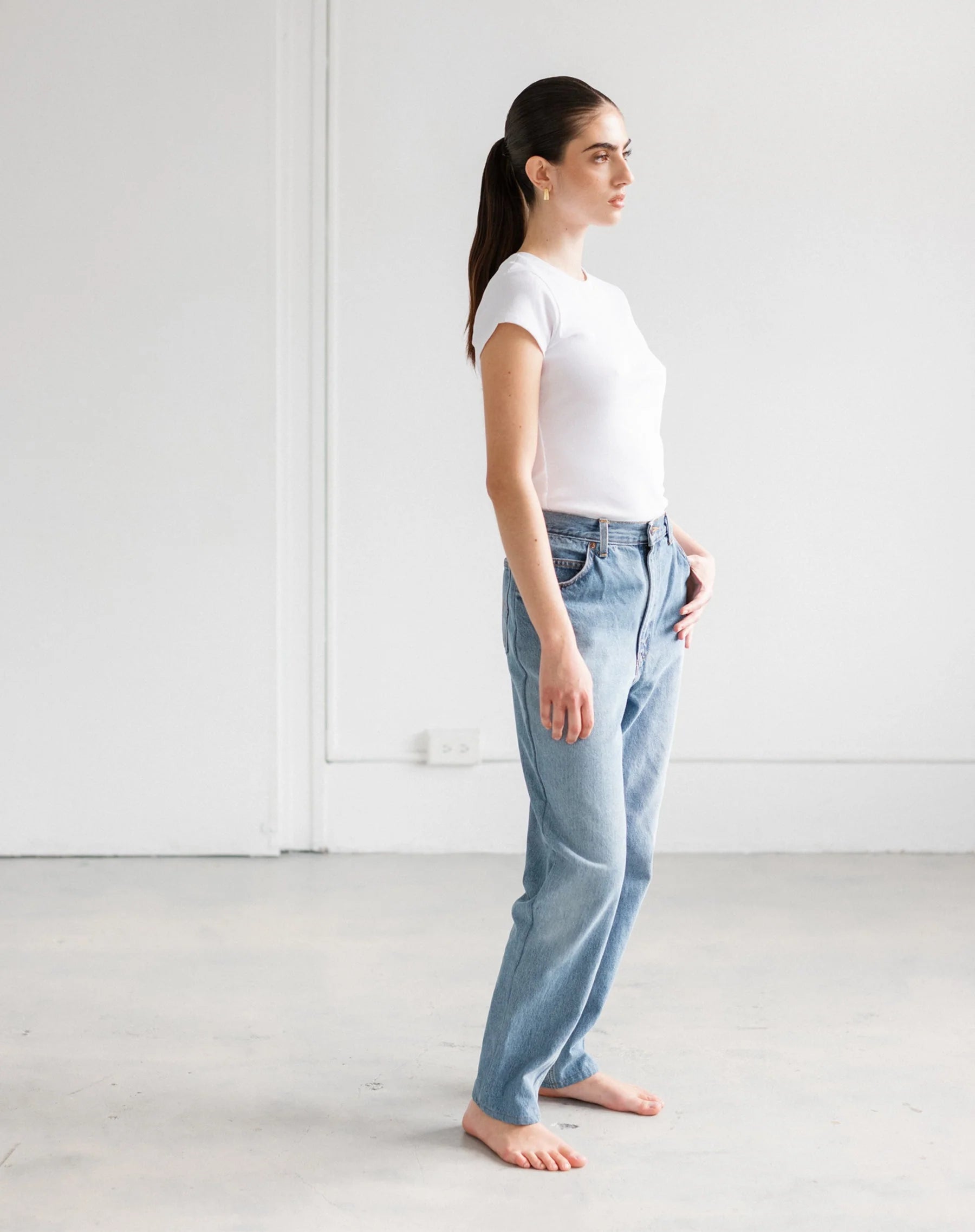 Brunette the Label Ribbed Fitted Cap Sleeve