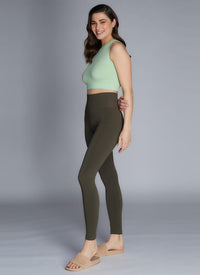 Bamboo Ribbed Highwaisted Legging in 2 Colours