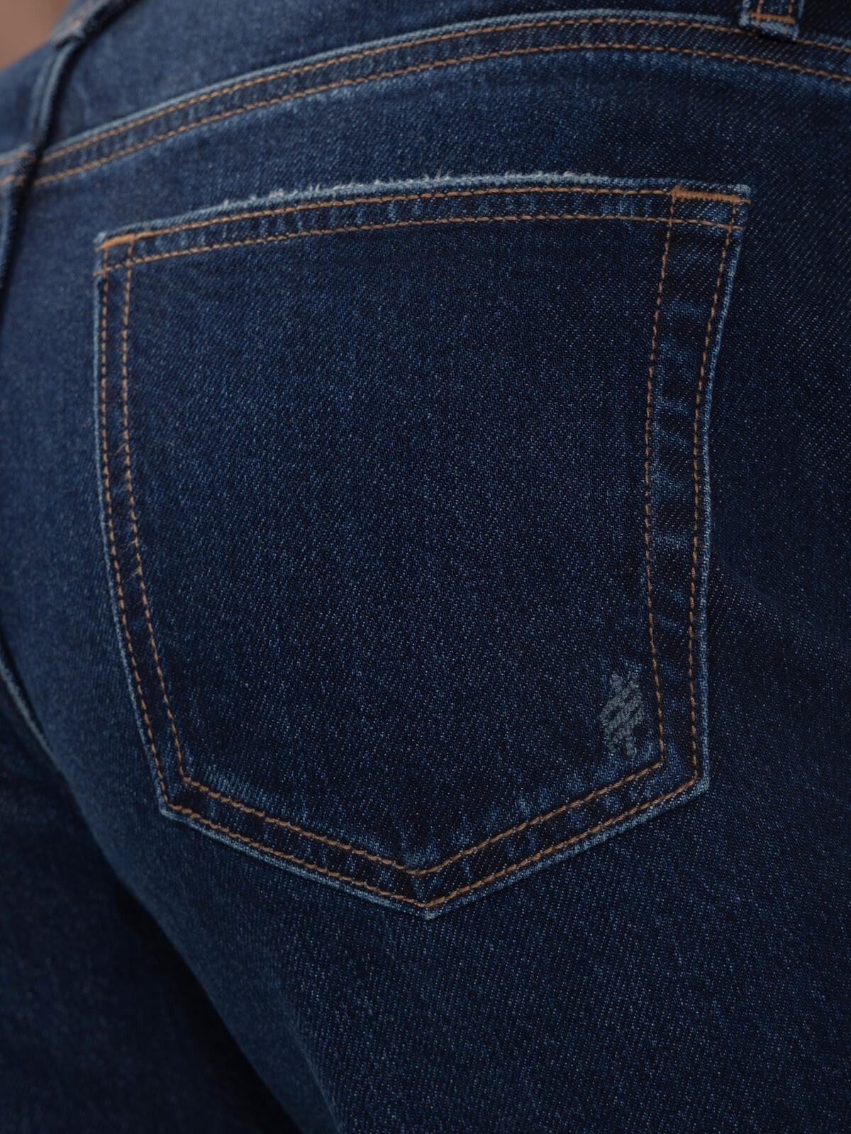 Silver Jeans Willow Relaxed Straight Woolwich