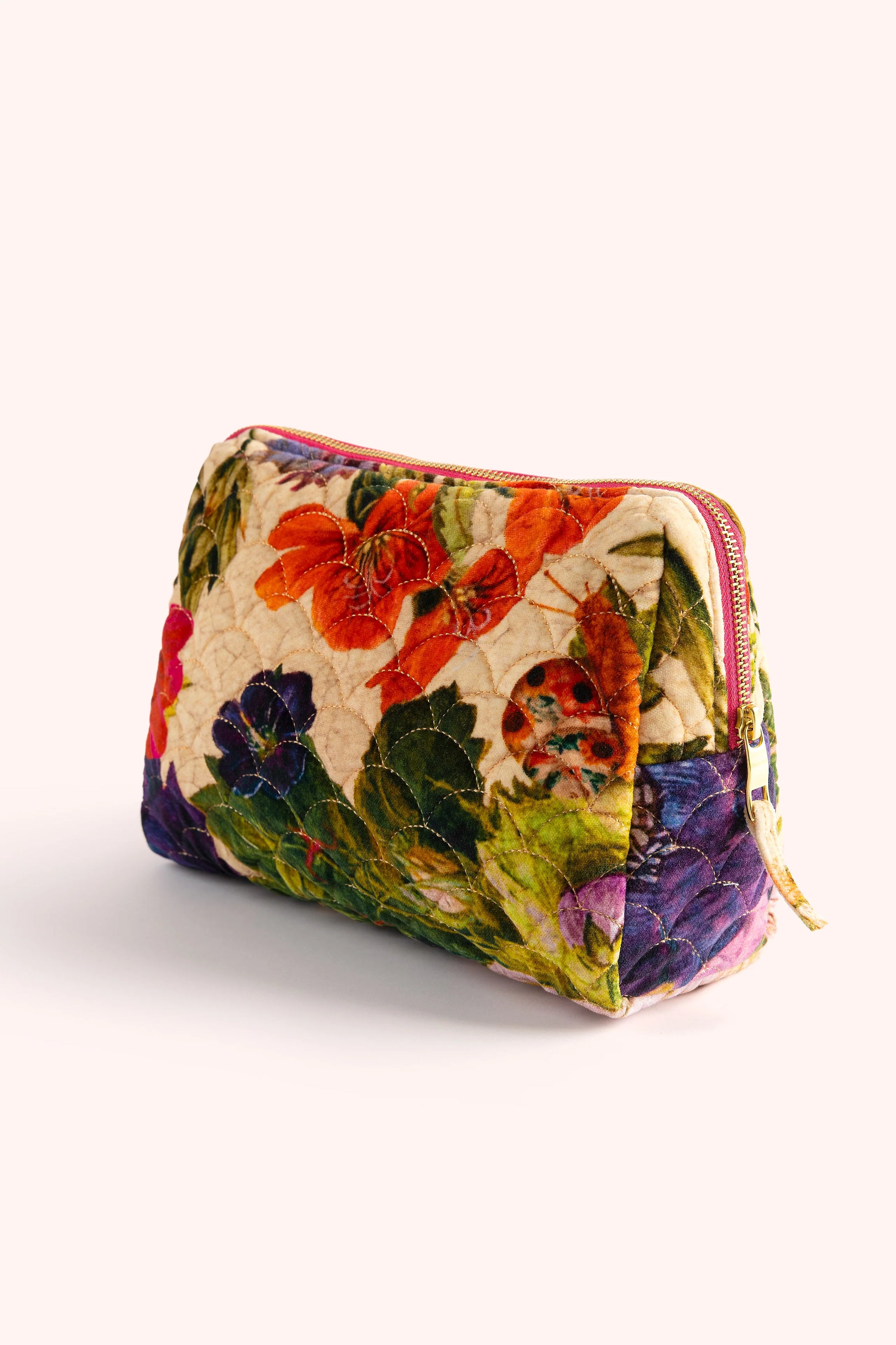 Powder Quilted Washbag Cream Posy