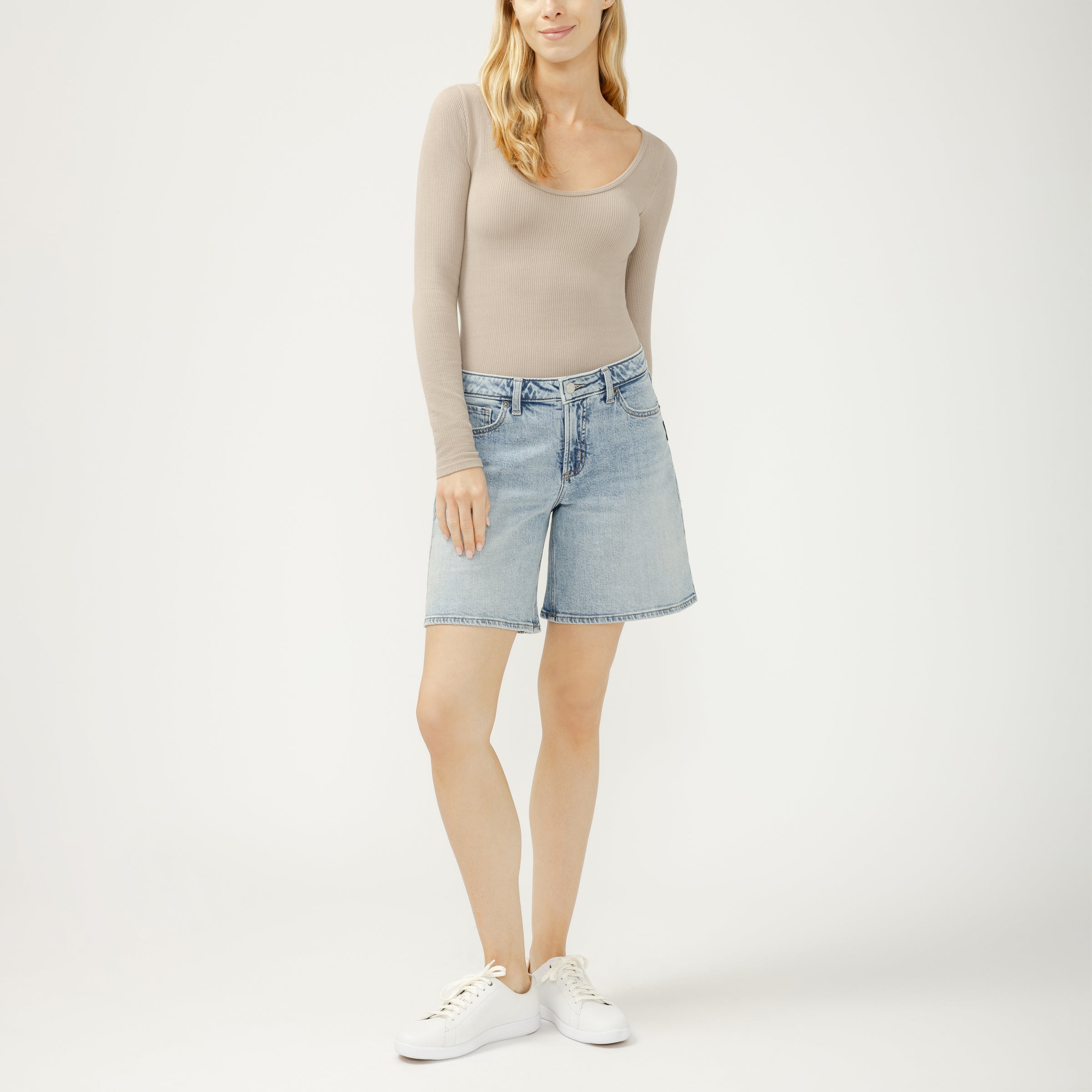 Silver Jeans – Loose & Low Short – Santa Rosa
